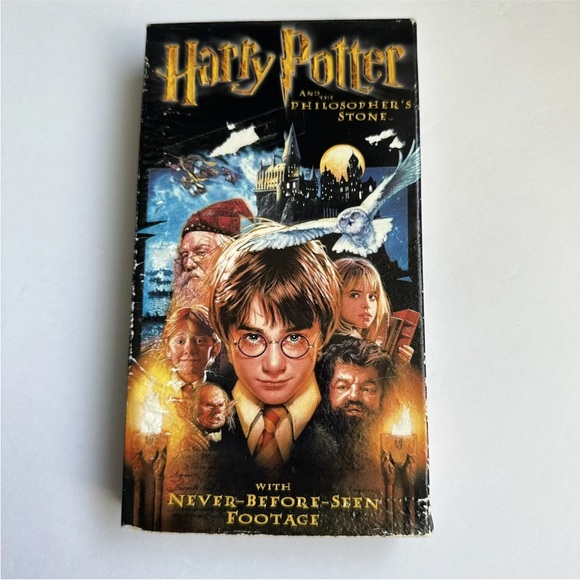 VHS: Lot of 2 Harry Potter VHS Video Tapes - Pre-Owned - Picture 6 of 11
